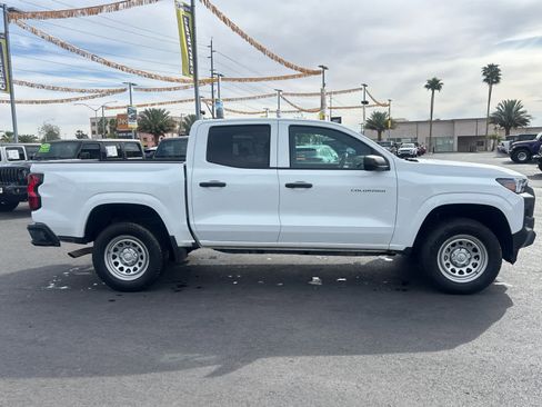 Used 2023 Chevrolet Colorado W/T image 5