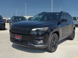 Used 2023 Jeep Cherokee Altitude Lux image 2