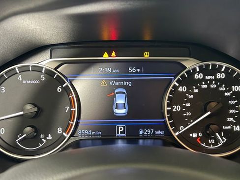 Used 2025 Nissan Altima 2.5 SR w/ SR Premium Package image 19