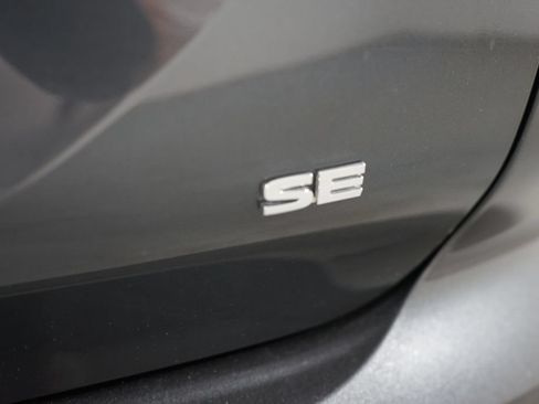 Used 2025 Mitsubishi Outlander SE FWD image 11