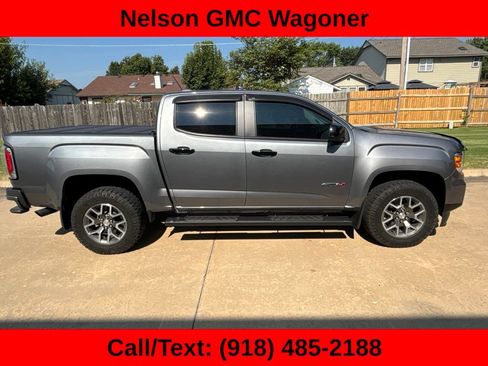 Used 2022 GMC Canyon AT4 w/ Trailering Package AWD/4WD image 4
