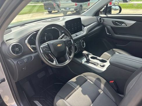 Used 2024 Chevrolet Blazer LT w/ Convenience Package FWD image 12