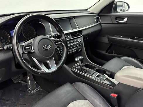 Used 2019 Kia Optima EX image 8