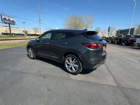 Used 2019 Chevrolet Blazer Premier w/ Sun and Wheels Package AWD/4WD image 6