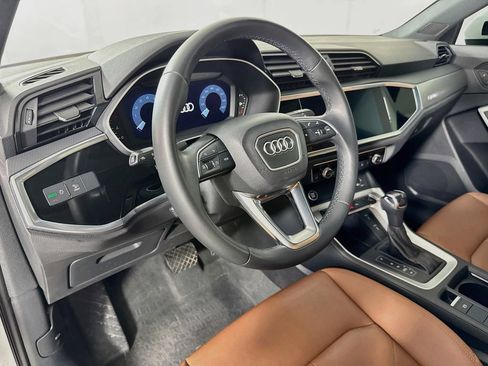 Used 2022 Audi Q3 2.0T Premium Plus w/ Premium Plus Package AWD/4WD image 11