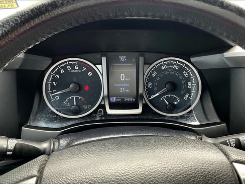 Used 2023 Toyota Tacoma Limited AWD/4WD image 15