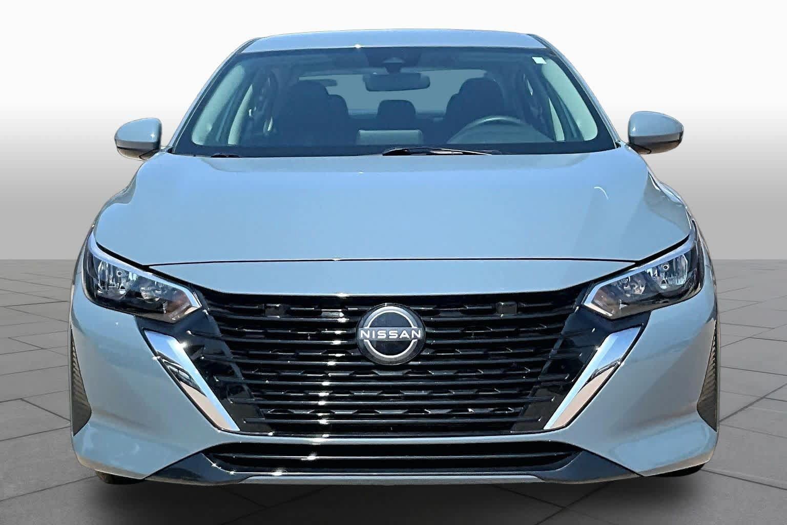 Certified 2025 Nissan Sentra SV w/ All-Weather Package FWD image 4
