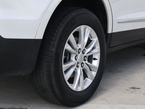 Used 2022 Cadillac XT5 Luxury image 12