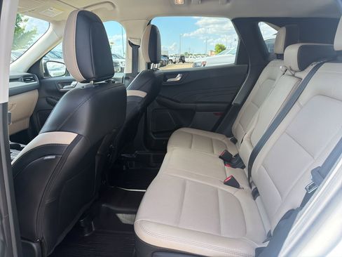 Used 2021 Ford Escape SEL w/ Technology Package image 23