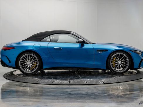 Used 2022 Mercedes-Benz SL 63 AMG 4MATIC image 27