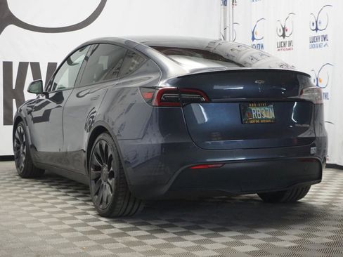 Used 2023 Tesla Model Y Long Range image 4