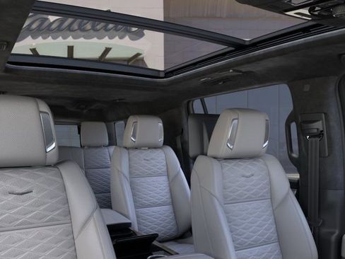 New 2026 Cadillac Escalade ESV Platinum Sport AWD/4WD image 24