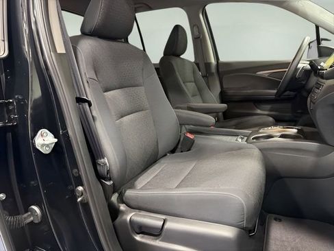 Used 2023 Honda Ridgeline Sport image 14