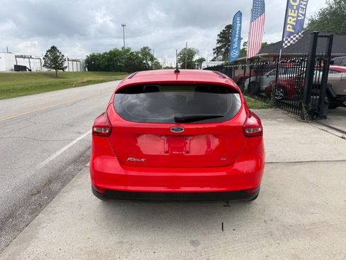 Used 2017 Ford Focus SE FWD image 7
