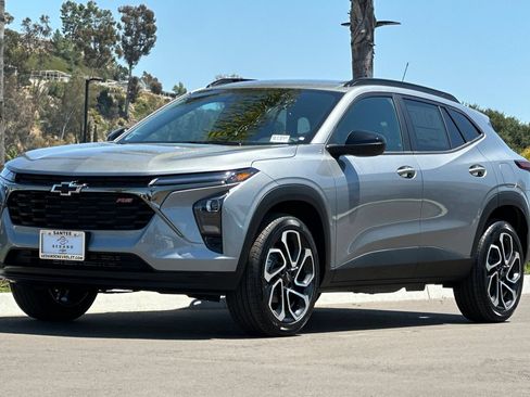 New 2026 Chevrolet Trax RS w/ Driver Confidence Package FWD image 8