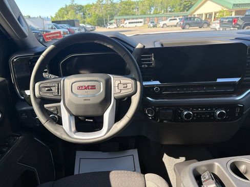 New 2026 GMC Sierra 1500 SLE AWD/4WD image 16