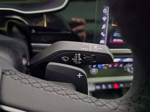 Certified 2025 Audi Q3 2.0T Premium w/ Convenience Package image 21