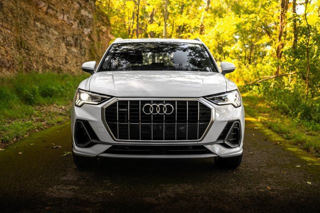 Used 2021 Audi Q3 2.0T Premium Plus AWD/4WD image 3