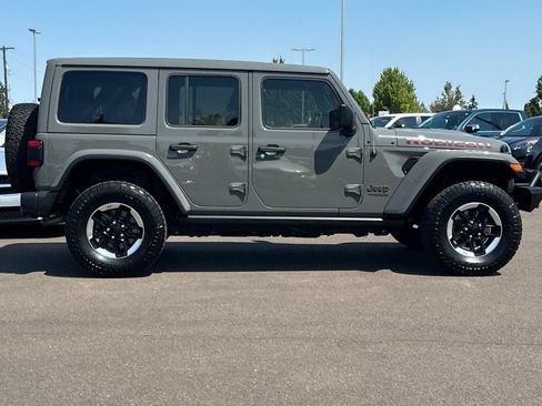 Used 2021 Jeep Wrangler Unlimited Rubicon AWD/4WD image 3