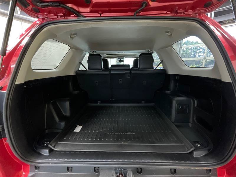 Used 2018 Toyota 4Runner SR5 Premium AWD/4WD image 29