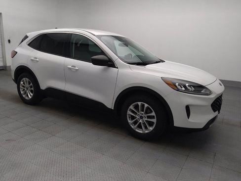 Used 2022 Ford Escape SE FWD image 11