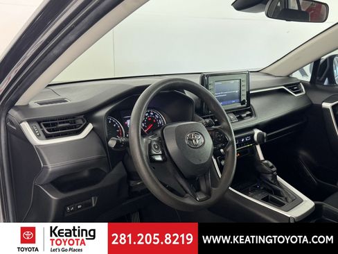 Certified 2021 Toyota RAV4 LE image 11