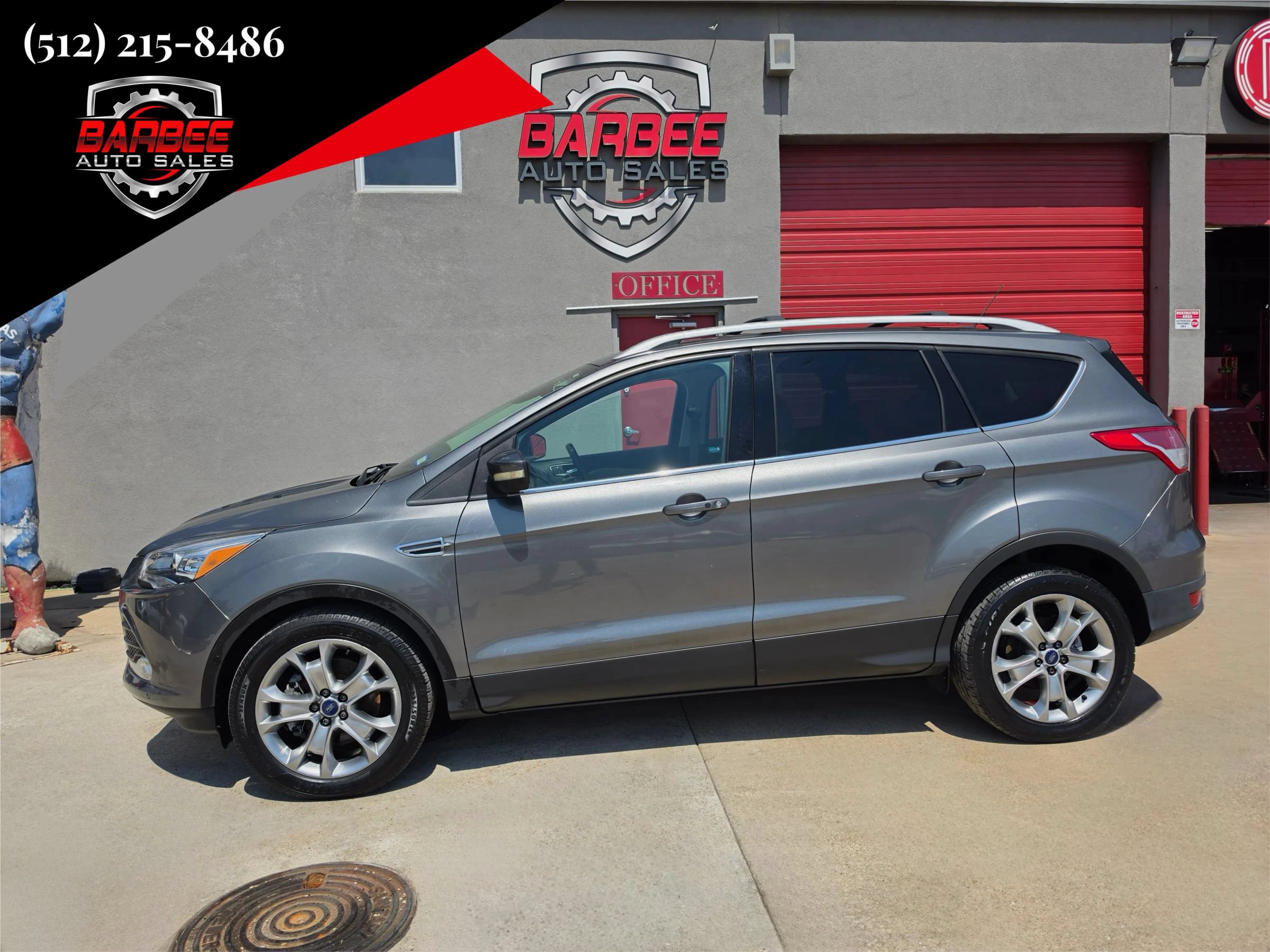 Used 2014 Ford Escape Titanium w/ Equipment Group 401A AWD/4WD image 4