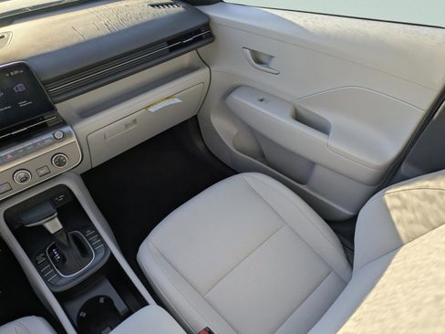 New 2026 Hyundai Kona SE FWD image 16