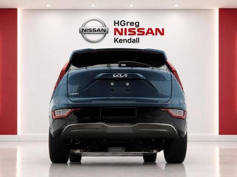 Used 2023 Kia Niro Wind w/ Wind Preserve Package FWD image 6