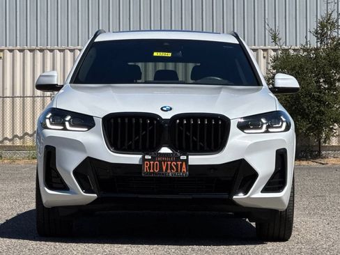 Used 2024 BMW X3 xDrive30i w/ Premium Package AWD/4WD image 9