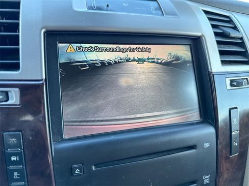 Used 2009 Cadillac Escalade 2WD image 15