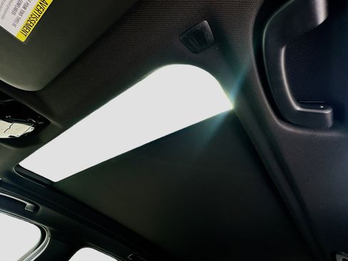 New 2025 BMW X3 xDrive30i w/ Convenience Package image 15