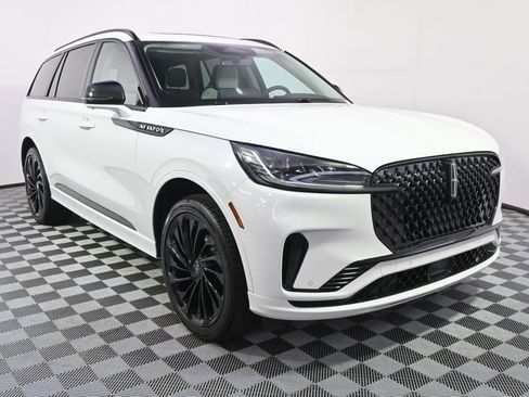 New 2026 Lincoln Aviator Reserve AWD/4WD image 9
