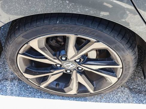 Used 2019 Honda Civic Sport image 8