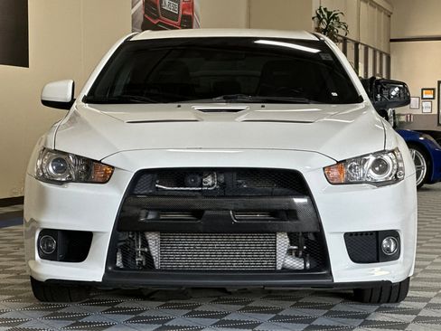 Used 2010 Mitsubishi Lancer Evolution GSR image 9