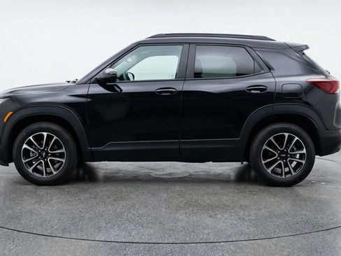 Used 2025 Chevrolet TrailBlazer LT w/ Driver Confidence Package AWD/4WD image 5