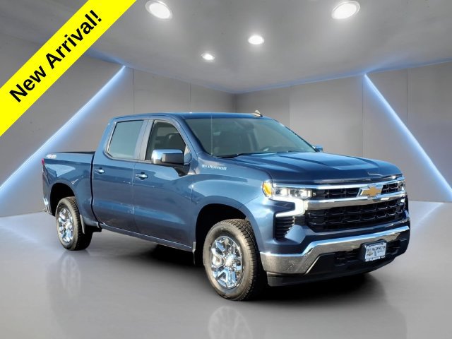 Used 2022 Chevrolet Silverado 1500 LT AWD/4WD image 1
