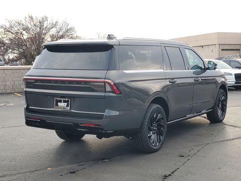 New 2025 Lincoln Navigator L Black Label image 4