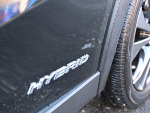 Used 2021 Lexus UX 250h F Sport w/ F Sport Premium Package image 14