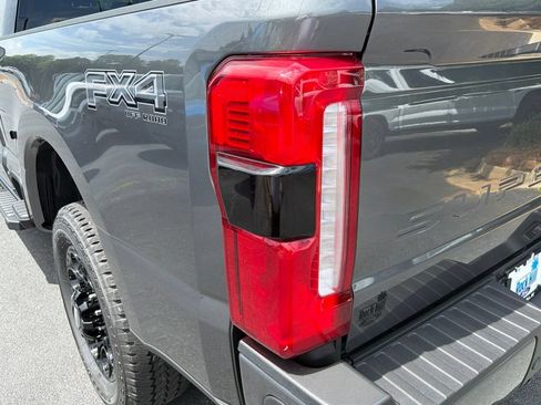 New 2026 Ford F250 XLT w/ XLT Premium Package AWD/4WD image 24