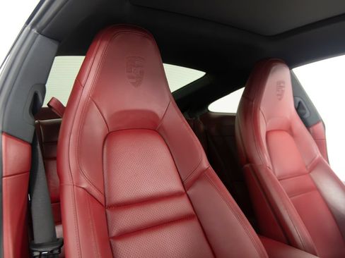 Used 2020 Porsche 911 Carrera 4S AWD/4WD image 40