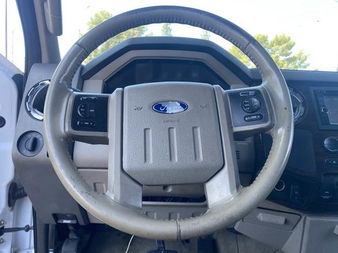 Used 2008 Ford F350 Lariat image 16