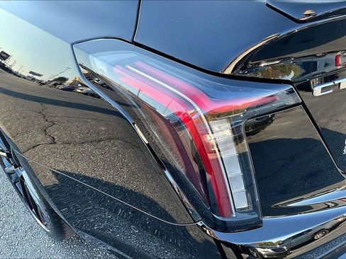 Used 2025 Cadillac CT5 V image 23