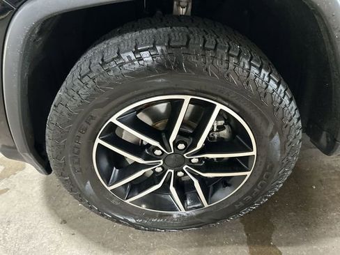 Used 2021 Jeep Grand Cherokee Trailhawk AWD/4WD image 23