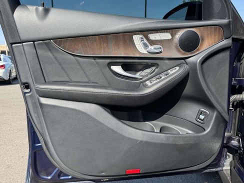 Used 2019 Mercedes-Benz GLC 300 4MATIC w/ AMG Line image 24