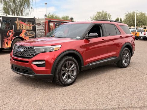 Used 2022 Ford Explorer XLT w/ Equipment Group 202A RWD image 32