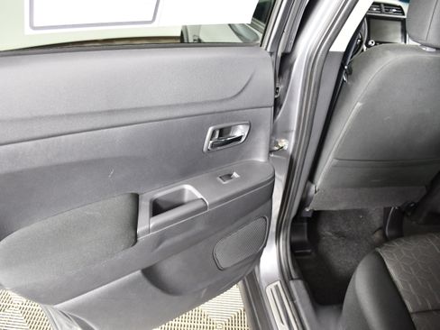 Used 2023 Mitsubishi Outlander Sport LE AWD/4WD image 44