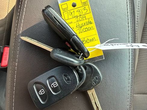 Used 2014 Hyundai Tucson SE AWD/4WD image 33