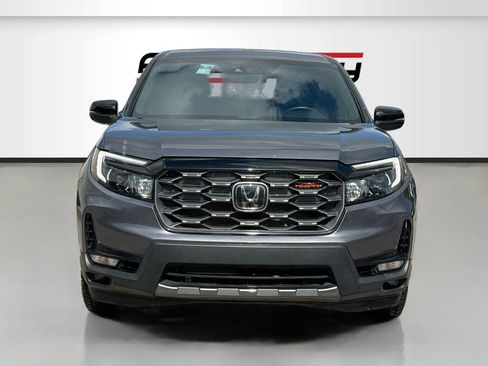 Used 2025 Honda Ridgeline TrailSport image 2