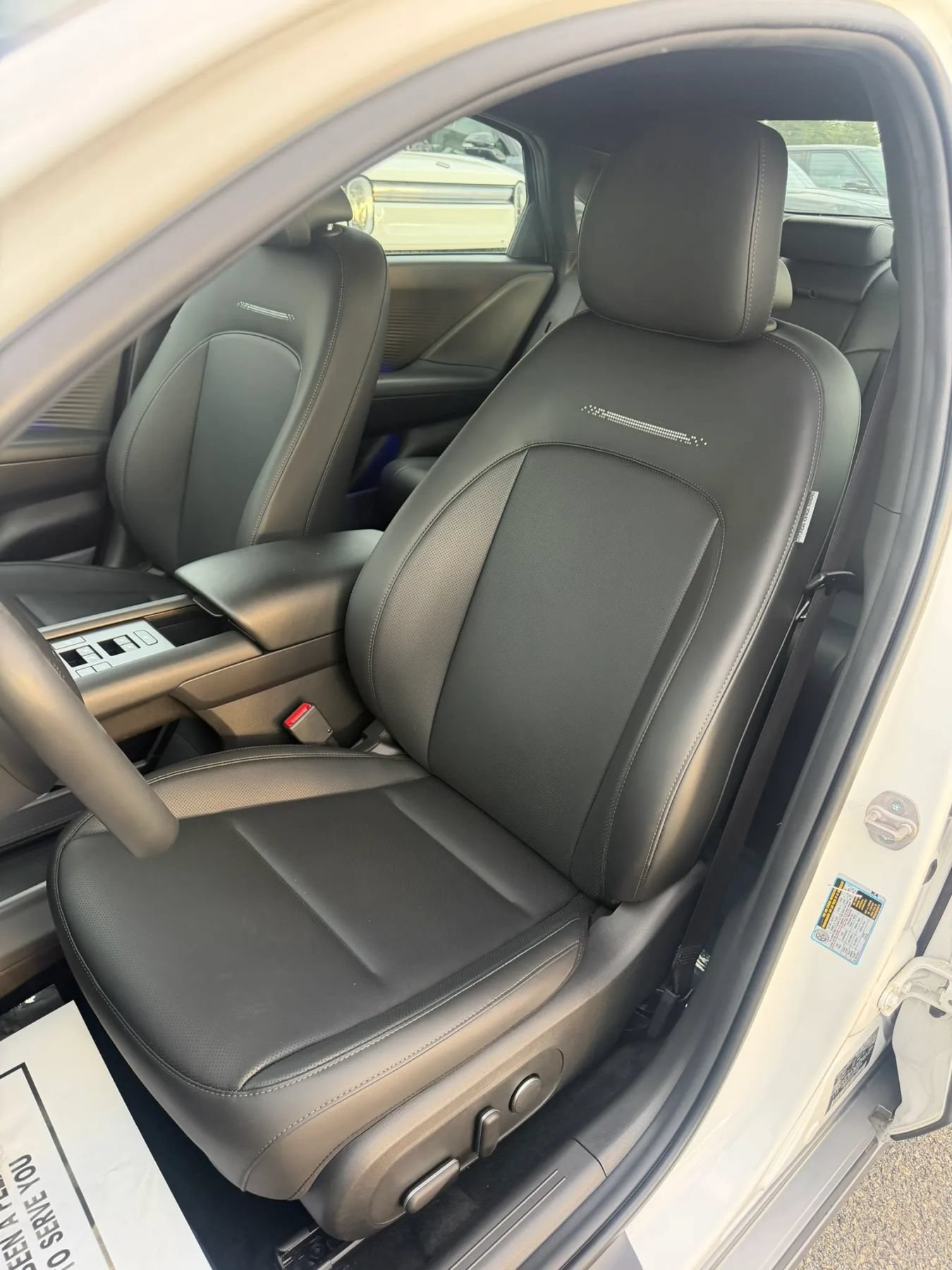 Used 2023 Hyundai Ioniq 6 SEL RWD image 6